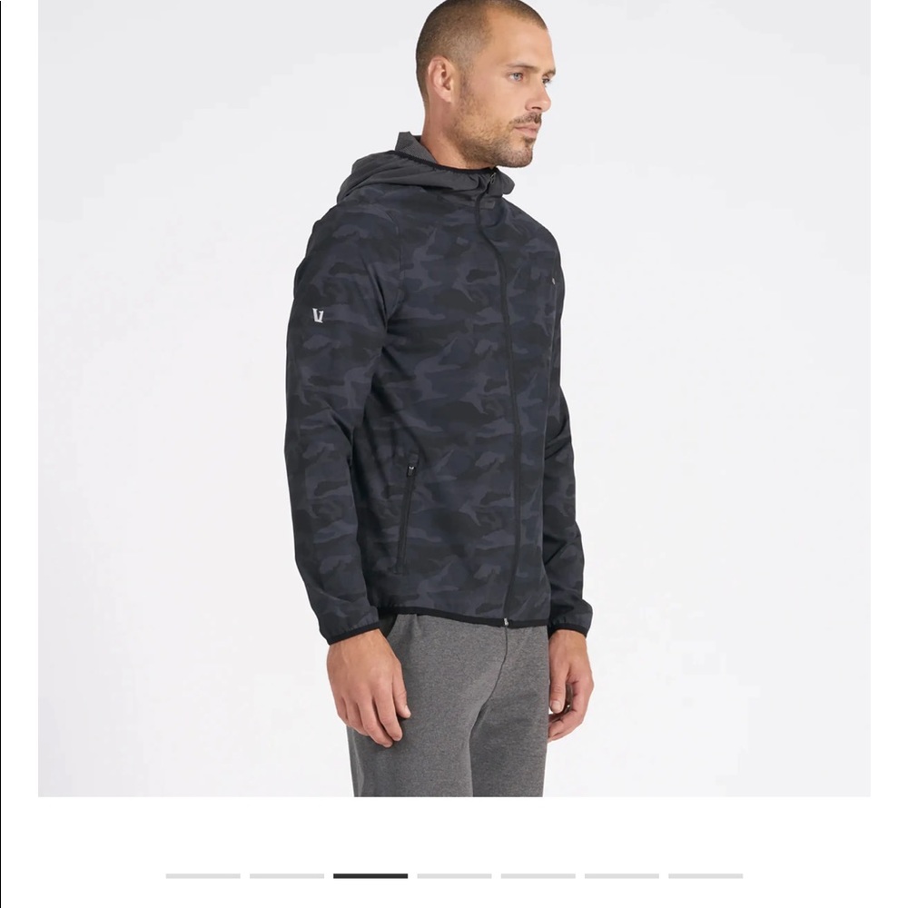 Vuori outdoor trainer shell . Camouflage